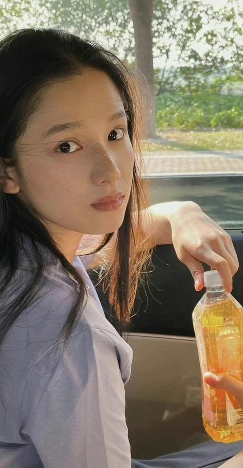 娱乐吃瓜张婧仪图片高清