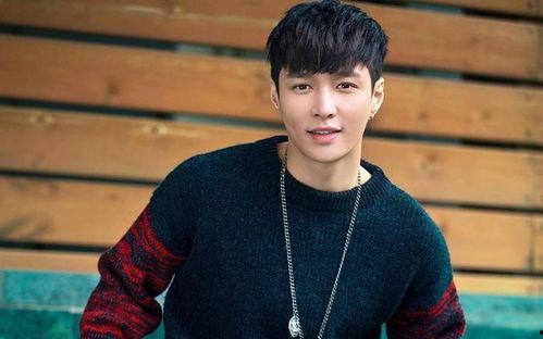 张艺兴吃瓜娱乐完整版视频